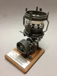 Правильно думаете.. Фишер придумал машинку для шлифования шаров,
к фрезеровке не относящуюся...