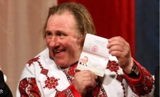 Не знаю как сейчас, но не так давно европейские богачи получали российское гражданство, что бы избежать прогрессивных налогов на родине..