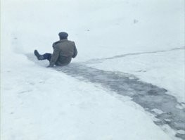 15. Детский сад №83 находится по адресу: Москва. Ул.Удальцова, д.31.

Что-то я не помню в том районе таких горок.