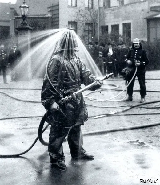 Кстати отличный пример понижения температуры для пожарного.