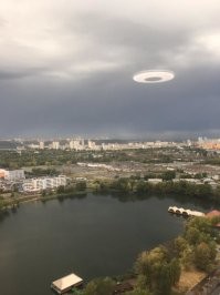 Ой, да они миллион раз уже прилетали. И все время на разных "тарелках" (Шутка, если что).