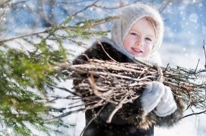 Сегодня это Статья 260 УК РФ.
 Максимум - бесплатно валежник.