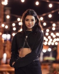 Колумбийская лучница, чемпионка мира среди девушек 2017 года Валентина Акоста Хиральдо. Посимпатичнее половины представленных в статье.