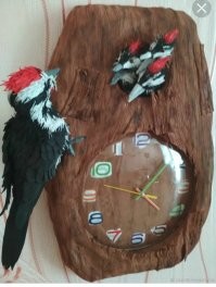 Часы с кукушкой. А ведь могли быть с другой птицей!