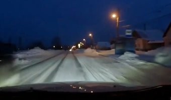 Именно. И для этого не надо быть гением.
В среднем расстояние между столбами освещения в городской черте составляет от 40 до 45 метров, дальше можете прикинуть расстояние самостоятельно.