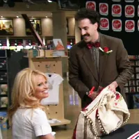 Как изменились 15 актёров культового сериала «Спасатели Малибу»