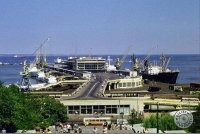Когда Одесса ещё была нормальным городом...



А не вот этим вот: