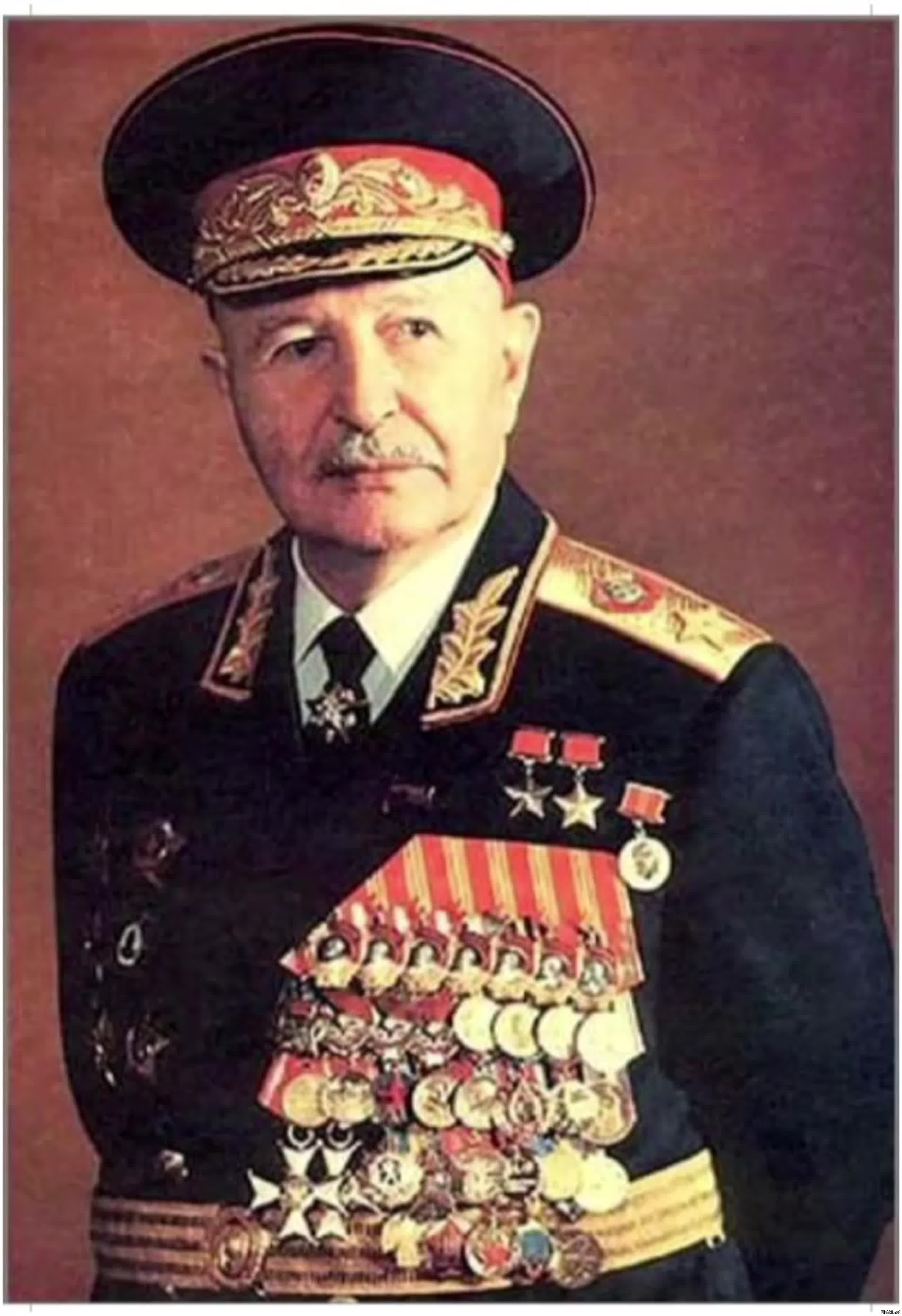 Какой военачальник дважды герой советского союза. Маршал Ованес Баграмян.