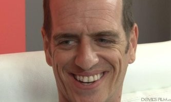 У неё же муж порноактер