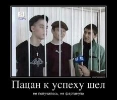 С одной стороны.. типо романтик. С другой стороны, он у работающего человека товар украл, считай - лишил его и его семью денег на еду. И он не из необходимости (например от голода) украл, а ради внимания противоположного (или такого-же) пола. Да и не одну розу, а сразу сотню..
Можно понять и простить, если он ущерб возместит, но в атмосфере вседозволенности что будет дальше - а дальше он для своей девушки решит айфон украсть, или часы золотые, или серёжки с камнями.. И не факт уже, что он это будет делать с прилавка. Скорее всего в подворотне кирпичом по башке получит ваша девушка\жена\мама\дочка, и  хорошо ещё если только она лишиться какой-то ценности или денег, а не станет инвалидом после разбойного нападения.
В идиотском "Слове чушпана" этот момент хорошо показан.. когда нужна меховая шапка, а денег на неё нету.
Спускать такие преступления  абсолютно нельзя, пускай лучше сейчас он получит, серьёзный штраф, условные 2 года и будет  ходит по струнке и учится головой соображать, нежели мы через несколько лет увидим очередной репортаж:
"Шоколад ни в чём не виноват, пацан к успеху шёл"

Всё начинается с малого.