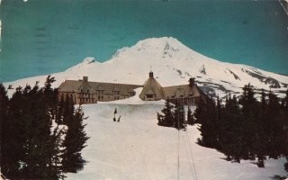 Какой то отель Оверлук.