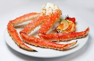 Краб-паук: столетние раки больше человеческого роста почти непобедимы