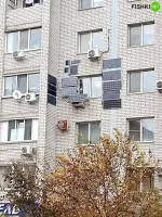 Тут примерно 800-900 ватт. На холодильник хватит но это смотря какой накопитель энергии. Другой вопрос как это всё крепили.