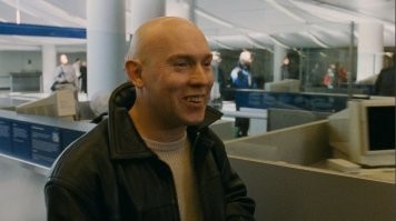 вот Уроды!!! 
1 - её под руку увели охранники. (с)
2 - В отношении Кофейниковой составили протокол по 19.3 КоАП РФ (сопротивление или неповиновение законному распоряжению сотрудникам полиции) (с)

С Каких пор охрана губера это полиция? с каких пор нельзя задавать вопросы губеру?