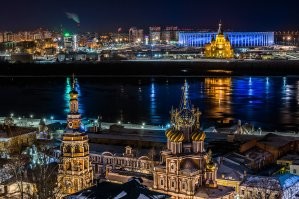 На, еще посмотри. А всю Россию никогда не охватишь. Я несколько последних лет пытаюсь, думаю, что не увидел еще и тысячной части.