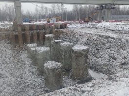 В Пермском крае товарный поезд протаранил заглохший на переезде грузовик