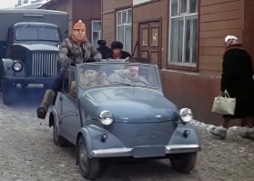Зимние опции для кабриолета. 

"Всё уже придумано до нас!" (с) Почти по классике. :)