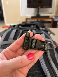 Это когда ты в автобусе, в наушниках и с рюкзаком, проход перегородил, тебе сзади могут свиснуть!
Ну или на корабле, проход перегородил и тебя за борт выкинули нах.уй,с твоими наушниками! Будешь акул отгонять!