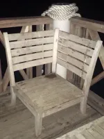 Угловой диван, только маленький ))))