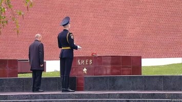 «Нанёс... Наносят крем на рожу»: сотрудник Следственного комитета грубо пошутил на видео и попал под служебную проверку