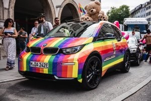 Помимо заднеприводных есть еще и полноприводные. Процентов на 99,9