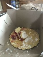 35. "Купил себе на день рождения торт. А потом его нашли остальные члены семьи"

Семейка типичных пиндосских ушлёпков, я правильно понимаю?