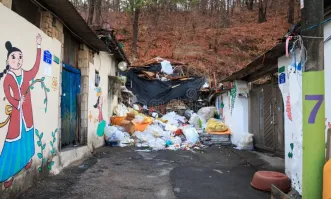 да, но и это тоже та самая Южная Корея, там далеко не рай, если вдруг кто-то в это поверил