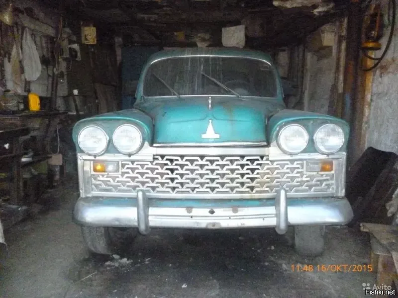 Ну чего уж... На просторах необъятной нашей тоже существовали модели в единственном экземпляре.
Созданные, к слову, совсем не в условиях мастерских автогигантов, а, зачастую, в личных гаражах, в условиях жесточайшего дефицита запасных частей, инструментов и материалов, и средств естественно, на голом энтузиазме.