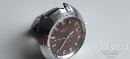 А у нас в школе в 70-х модно было старые часы в экспортный полетный корпус всунуть... У пары ребят родители на Полете работали, за десятку заменяли корпус плюс браслет фирменный... 
От такая чушка была (только у меня зеленый циферблат с переливом был, я свою дедовскую послевоенную Москву в дело пустил), в полкило весом, убить можно человека запросто...