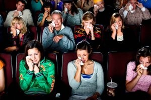 Операторы впервые сняли, как горбатый кит появляется на свет