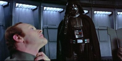 Дарту, нашему, Вейдеру не нужны никакие пистолеты.