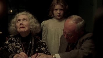 Неоднозначный способ доставки посланий из загробного мира