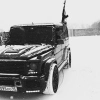 Ну если ты не догоняешь, "гелик" потому и в кавычках что это собирательный образ. Типичный, так же собирательный образ водителя "гелика", вот такой как на картинке ниже, и он живёт с ним в одном доме. Поэтому вопрос, у него принципиальность одинакова для всех @удаков или избирательная?