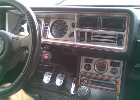 ниче лишнего))