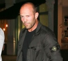 Джейсонц Стейтему за стоуник предьявите