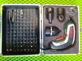 Да, аппарат удачный. У меня в таком чумадане живёт )