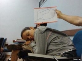 «Дамам там что-то привиделось»: волгоградский университет поддержал преподавателя, которого уволили из-за «неприличных» фотографий