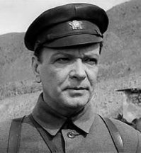 Дерьмо.  А вот он классно озвучивал. Просто, молодежь его не слышала.