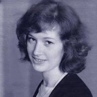 Химия появилась позже. В 17 лет АБП выглядела вот так.