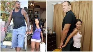 После первой фотки сразу Шакил О,Нил с Валуевым вспомнились..