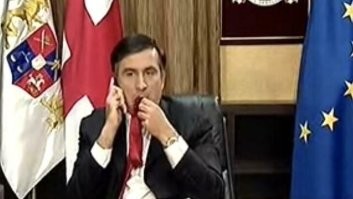 Грузине уже давно галтуками питаются, и всё нормально. Красные вкуснее.