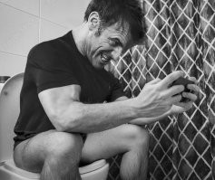 Глава ФСИН попросил правительство повысить зарплату сотрудникам ведомства