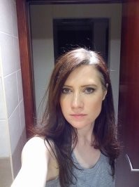 Я уже разведён, жена в Дубай уехала жить с сыном. Она там фотостудию свою открыла, и на телевидении работает. Фотомодель бывшая.