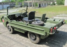 Со средним рулём надо.