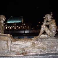 Памятник Шурале. Недавно попалась Норвежская сказка с тем-же сюжетом, но вместо духа леса - Шурале, была.... Баба Яга.