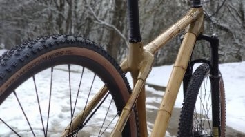 Интересно. Сам видел пока бамбуковую раму.