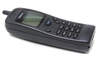 Мой первый, б/у, самый любимый, потом уже был 3310