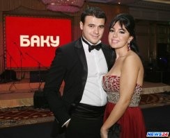 И где ты тут армяшек (Эмин и Араз Агаларовы) увидел ??? Это же читопородные азервативы.