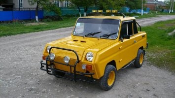 линии очень похожи. они у нас украли дизайн - 100%