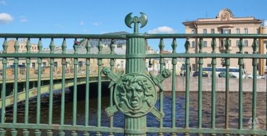 Александровский сад, Москва, Инженерный мост, Санкт-Петербург и много ещё что. Как будете реагировать?